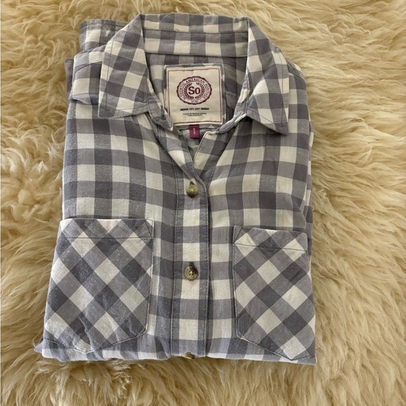 SO Gray and White Plaid Button Down Shirt - Picture 5 of 5